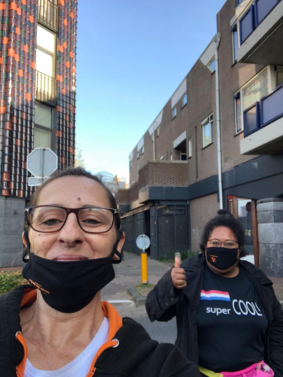 supercoolalmere's tweet photo. En ook andere koppels zijn op pad en genieten van elkaars gezelschap en het prachtige weer.
#gajemee #iedereenksnsporten #blijmetjevrijwilliger https://t.co/iFBRD8BOHq