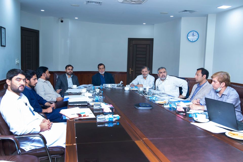 AlkhidmatOrg's tweet image. صدرالخدمت فاونڈیشن پاکستان محمد عبدالشکور کی زیر صدارت آرفن فیملی سپورٹ پروگرام بورڈ کا الخدمت کمپلیکس لاہور میں اجلاس، پچھلے سال کی کارکردگی کا جائزہ لیا گیا اور آئندہ کے لائحہ عمل اور اہداف کے حوالے سے مشاورت کی گئی.
#Pakistan #alkhidmat #OFSP #lahore #help #support #orphans