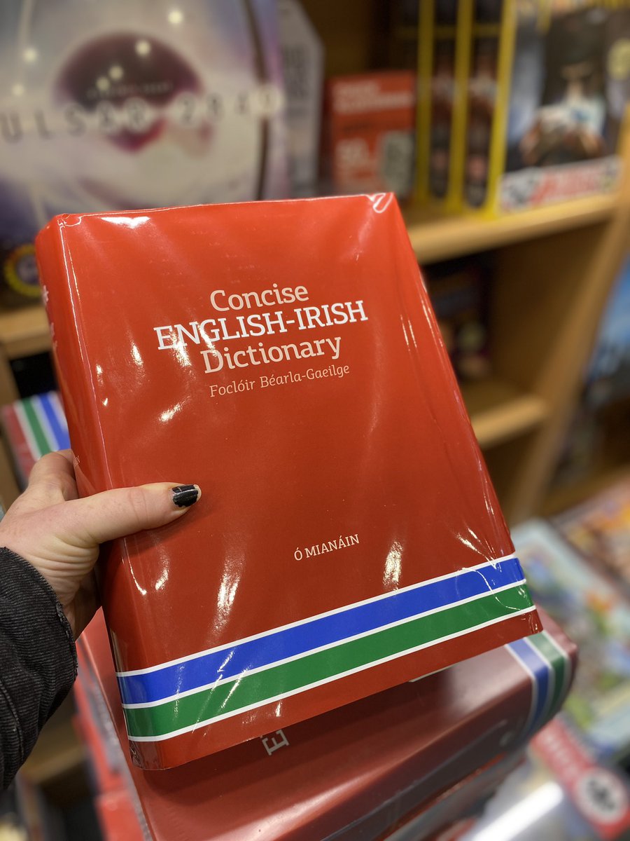 OMahonysBooks's tweet photo. The new Concise English Irish Dictionary is here and it’s MASSIVE
#Languages #IrishLanguage #IrishInterest
available to order online
#Booksellers #BooksellersSince1902
https://t.co/FDhblyv478 https://t.co/FCLAUWKqVP