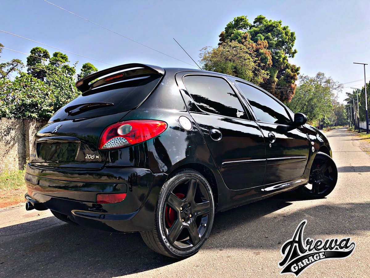 ArewaGarage's tweet image. GENERATION 206+... All Black Out... Done for my brother @dodo_kiyawa 
#206plus #metallicpaint #blackonblack #custominterior #206 #206+ #impossibleisnothing #arewagarage