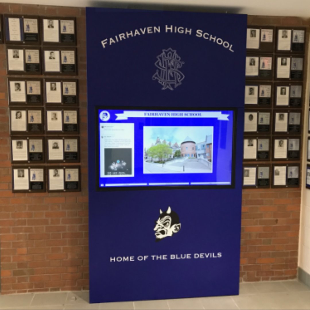 WallOfFameVS's tweet photo. Our unique wall enclosure option is the only one like it on the market. We use high quality vinyl with a printed on design customized to match your school. No decals or heavy equipment. Just eye-catching content ready to engage your whole community.  @FairhavenHigh #walloffame https://t.co/JvsjcAVXNM