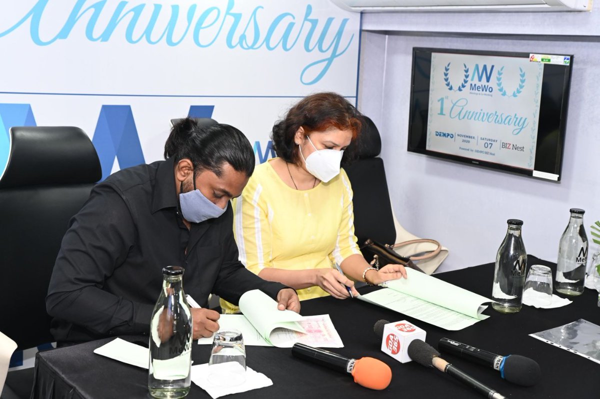 MeWoWorkNest's tweet photo. #GCCI Partners with MeWo to support and grow #WomenEntrepreneurs in #Goa on #MeWo’s 1st Anniversary. Follow us and watch out for more details on this Impact Initiative for Goan #Shepreneurs
#MeetingsAndCoWorking
#goachamberofcommerce #mewogoa #coworking #panjim #women #startups https://t.co/bZt8yqXrpP