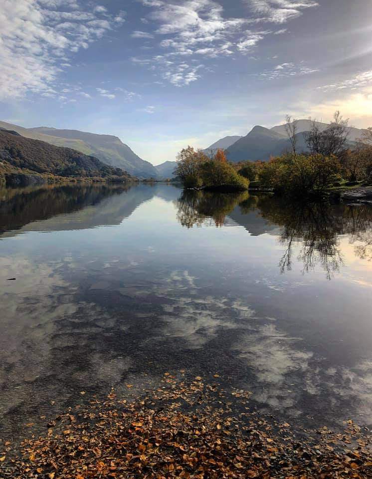 Active_FirstAid's tweet photo. Stunning day here in #Llanberis today. 

(Photo: Malcolm Mills Davies) https://t.co/vVXsRfLqAm