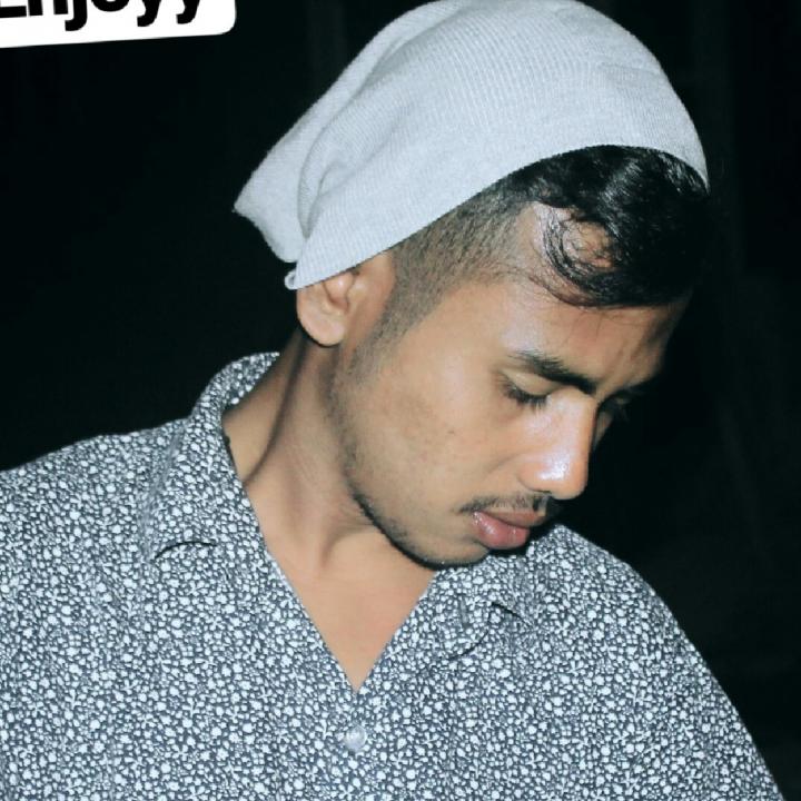 ayo pergi bersamaku > Gabutt , Trik Sisss Melonnn on #BIGOLIVE bigo.tv/sid/2123120054…