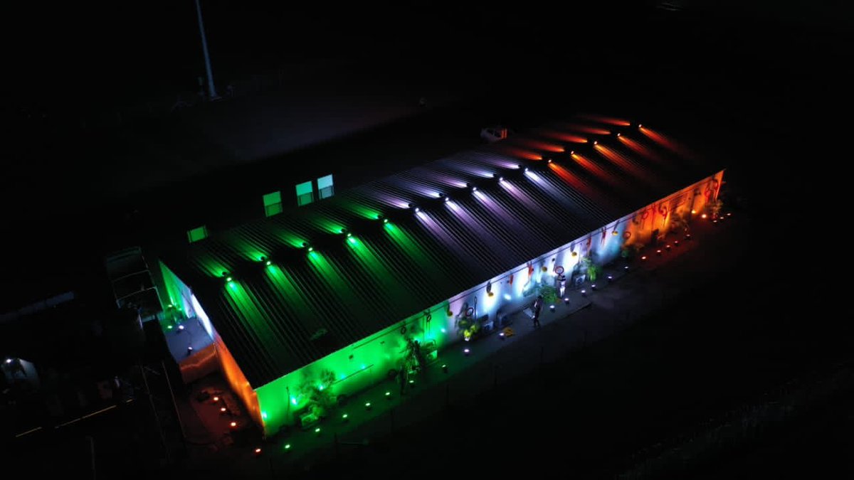 Narendra Modi tweet media