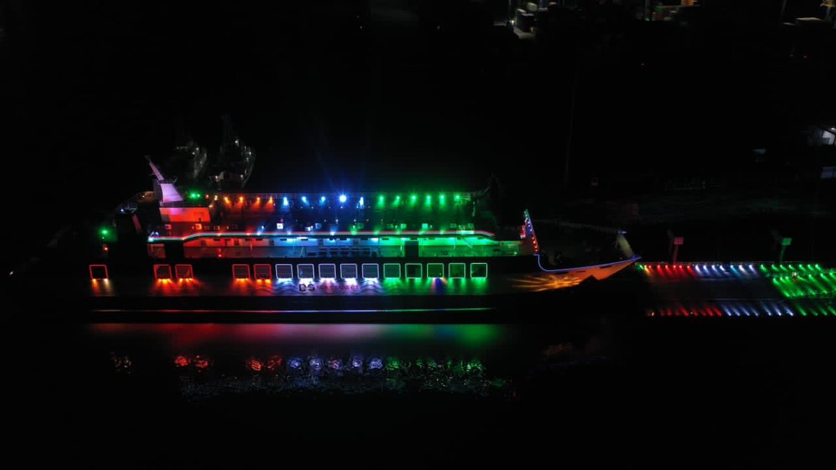 Narendra Modi tweet media