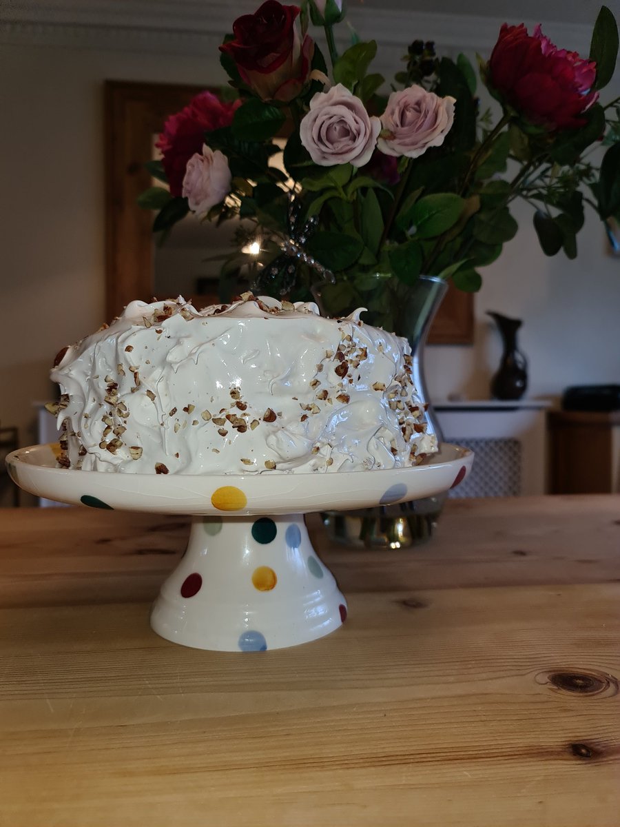 adz747's tweet photo. Its not my birthday but I just had to make @Nigella_Lawson Autumnal Birthday Cake! Its the best cake ever!!! https://t.co/XOcKzwnlhS