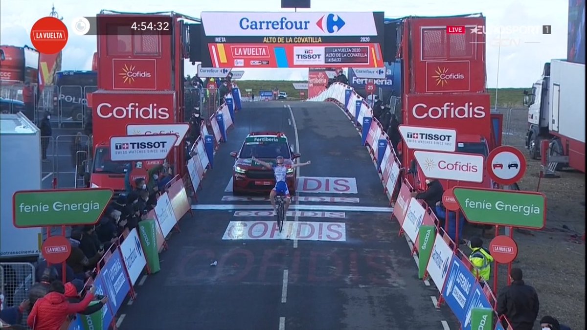 DAVID GAUDU TRIOMPHE AU SOMMET DE L'ALTO DE LA COVATILLA ! Déjà vainqueur samedi dernier à l'Alto de la Farrapona, le Breton s'offre une 2e victoire d'étape sur #LaVuelta20. Il va terminer pour la 1re fois dans le top 10 d'un Grand Tour. Un grand bravo à Bruno Armirail aussi.