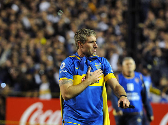 Que Martin Palermo haya dicho que es hincha de Estudiantes frente a 45mil bosteros en su partido despedida demuestra lo GIGANTE que fue. Nunca en su vida necesitó vender humo para ganarse a la gente. Y vaya a saber si se la ganó...