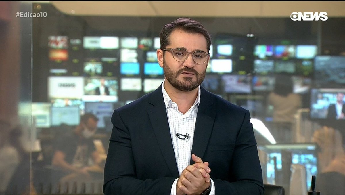 MarceloCosmeFC's tweet photo. Sábado de plantão, com o melhor!💙
#Edicao10 #GloboNews https://t.co/i8O2y6IR6n