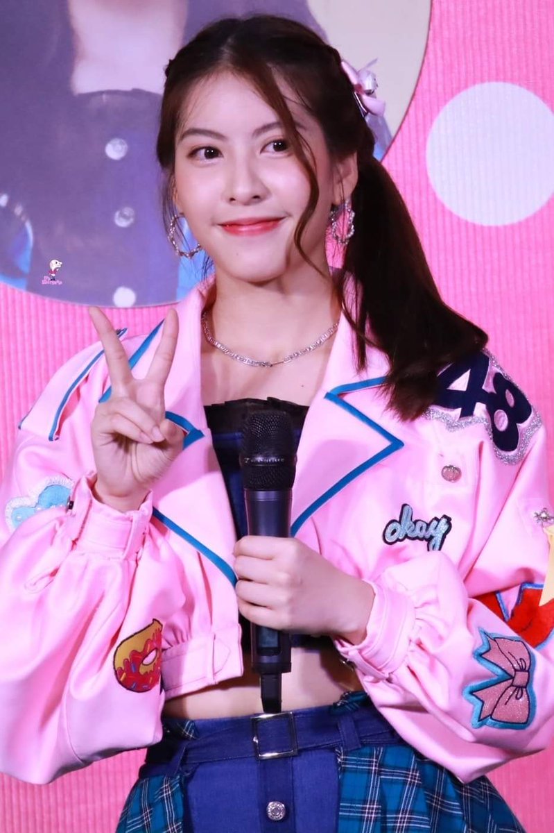 OtaSouthern48's tweet photo. พี่อ๊าาาาาาา😍

Road​Show​ Hatyai​ [07.08.20]

#MinminBNK48
#BNK48 https://t.co/10joC4xzRA