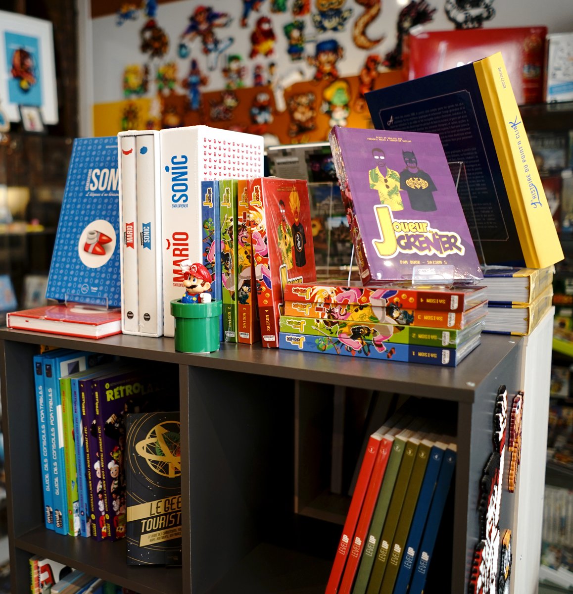lecoffreapixels's tweet photo. Quelques petites nouvelles avant la reprise du rythme normal pour les arrivages : Les livres sont désormais disponibles à la vente sur https://t.co/lzcS71fl9J !
A très vite ^^
#omakebooks #pixnlove #thirdeditions #geeksline #côtégamers #rennes #bretagne https://t.co/WEFG0SERUq