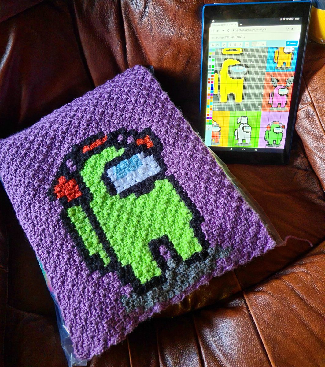 madelin_kelly's tweet image. &apos;Square&apos; one of 13 done for my sons among us blanket 👌 #AmongUs #crochetblanket #minic2c #graphgan #handmade