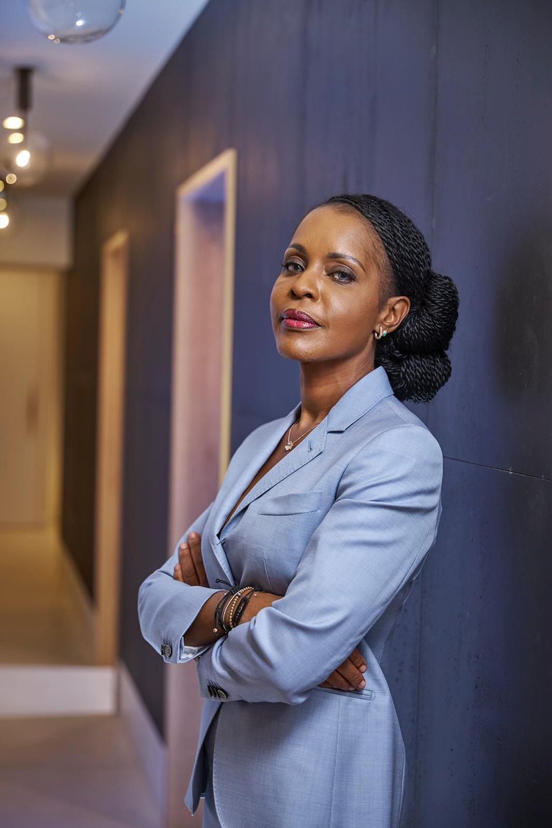 LTAfrique's tweet photo. 🔴Les leaders d'Afrique francophone doivent encourager les #jeunes à entreprendre et créer de la valeur...Tribune de Janine Kacou Diagou, fondatrice de l’organisation à but non lucrative Fondation #BJKD
#Entrepreneurship #developpement @JDIAGOU
👉https://t.co/XGwLev6gbF https://t.co/6HwREJWDlH