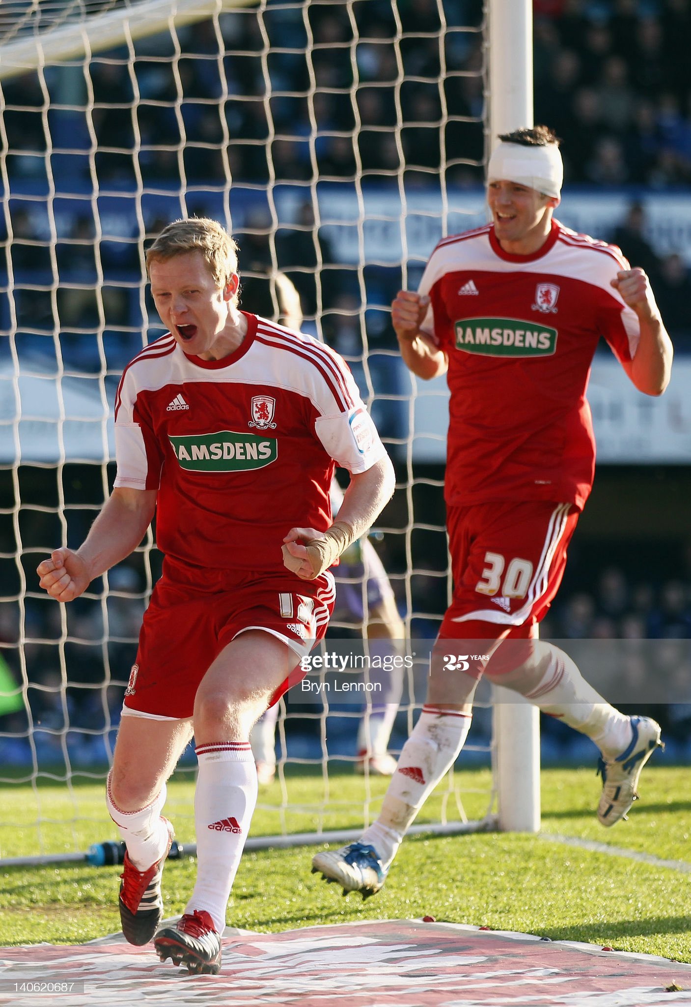 Happy birthday to former midfielder Barry Robson!       What a player he was  : Getty Images 