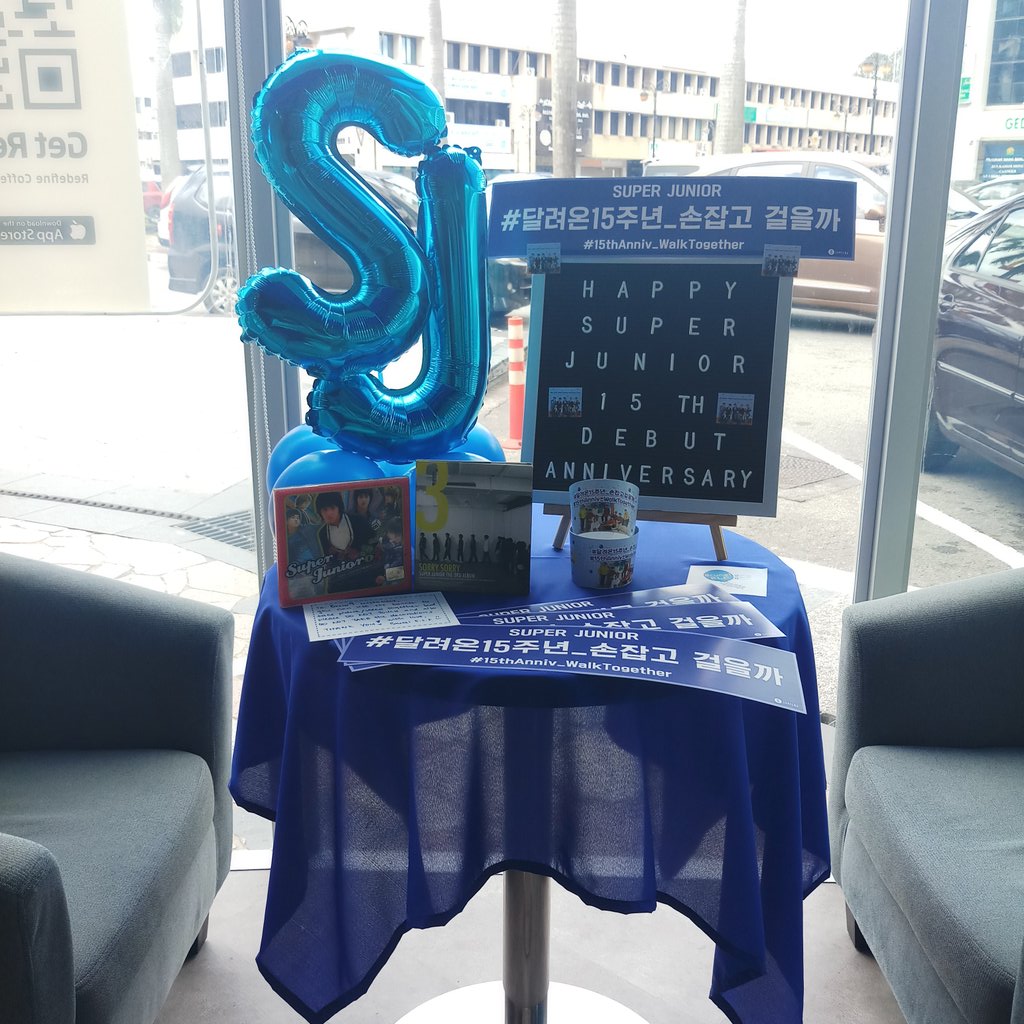 BruneiELF's tweet photo. thankyou to everyone who came to our first day of cupsleeve event for Super Junior 15th anniversary at Brew9 today ๐
see you on last day tomorrow! ๐ค
#์ํผ์ฃผ๋์ด #SuperJunior #BruneiELF
#BruneiELFWalkTogetherWithSuperJunior
#๋ฌ๋ ค์จ15์ฃผ๋
_์์ ๊ณ ๊ฑธ์๊น
#15thAnniv_WalkTogether https://t.co/RQhjQre22Y