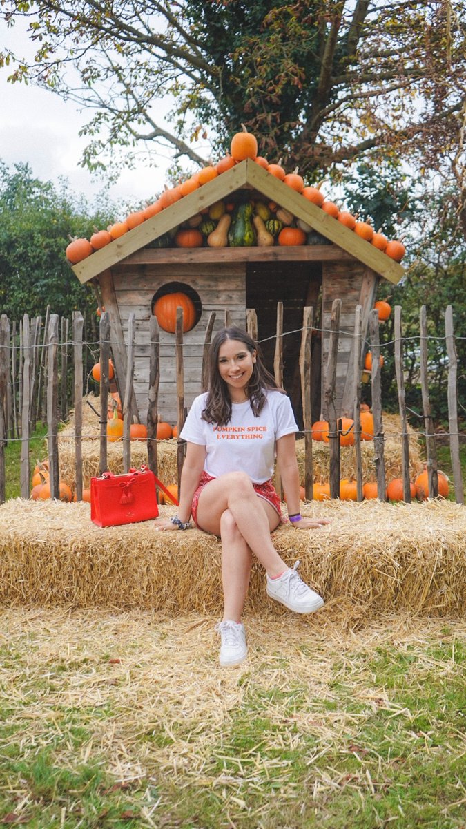 mygrumpybf's tweet image. If you’ve got it, haunt it! 👻💀🎃