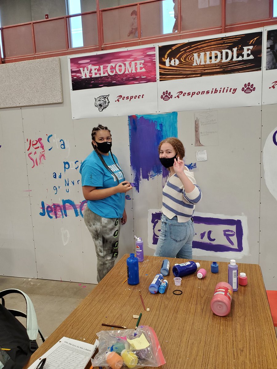 I love watching the middle schoolers brighten up their temporary space with positive messages. #goodhueschools