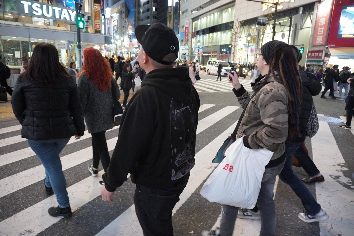 ioritz1001's tweet photo. Rise To Fall、Blood Stain Childのツーマンでオープニングアクトをやらせて貰ってから一年。最高の日だったよね。コロナ明けに、きっとまた出来たら良いな。Rise To Fallはまた来たいって言ってるし、また一緒にライブ出来るはず！ https://t.co/B9Q63p86Wg