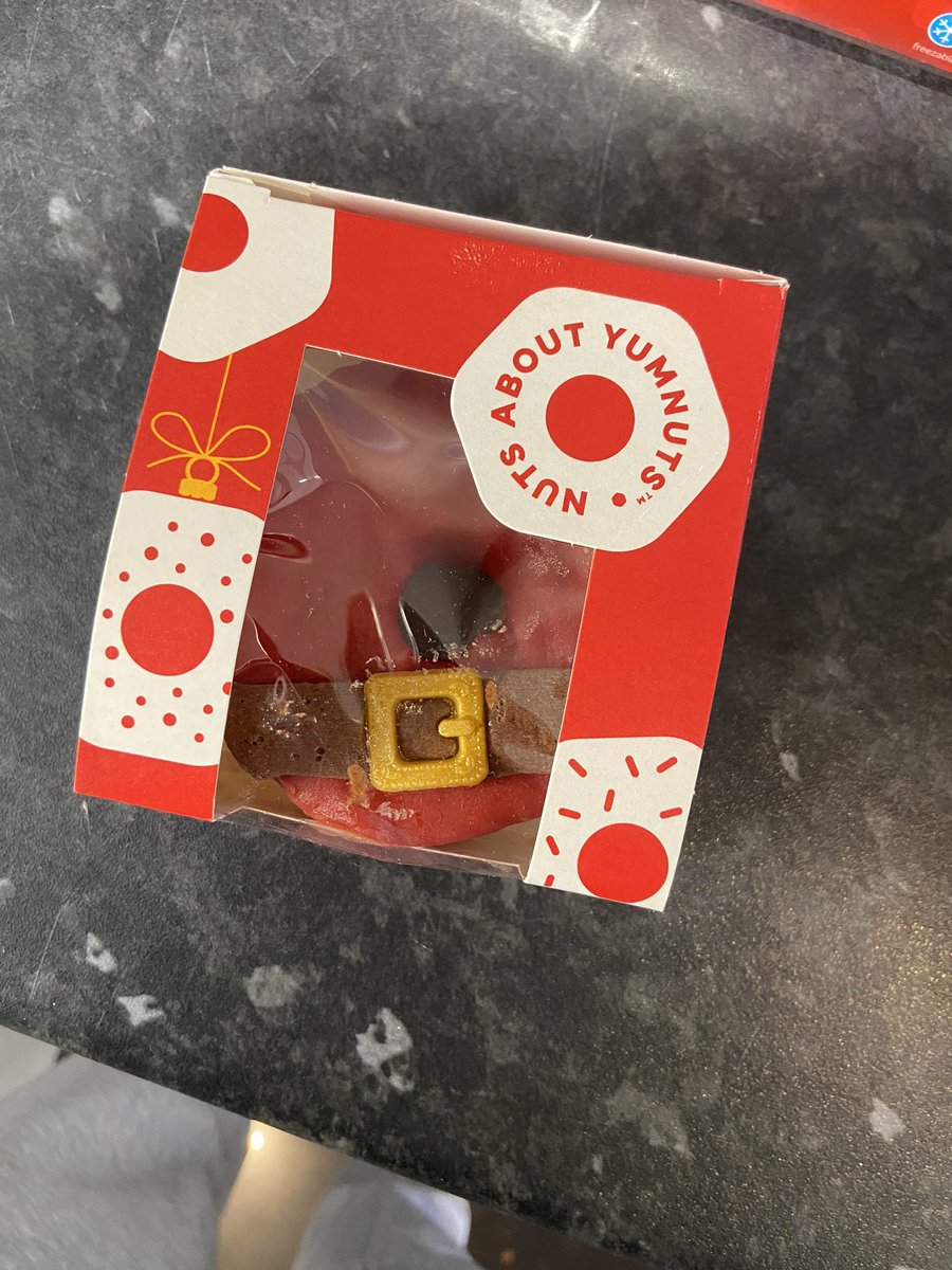 Tom Moore tweet media