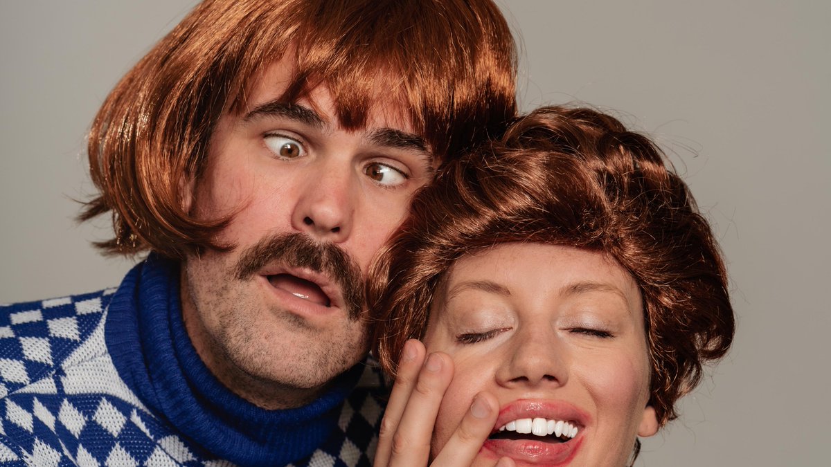 TripleCeePee's tweet photo. Next up on Saturday 6th Feb 2021 is @ShortCurlycom Eye to Eye (Still Work in Progress.) at 3.15pm @LeicsComedyFest @FirebugBar 

In person - https://t.co/dh1P54IgJ8

Online - https://t.co/UpYKQIA6Rc https://t.co/OJgFNm2eKu