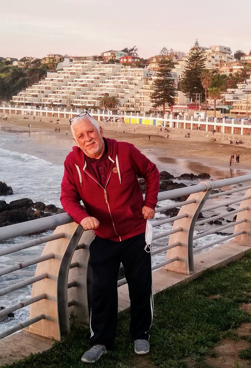 aclvalo's tweet photo. Playa Amarilla, Concón https://t.co/95VDOm69x7