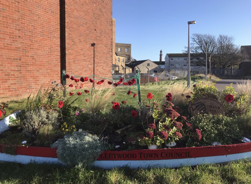 Our bloomers subgroup have also been busy ahead of Remembrance day adding poppies to our boat #LestWeForget