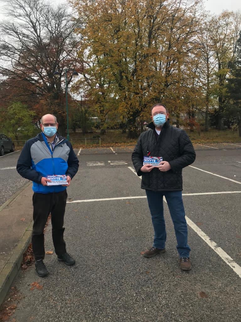 whyteforAEast's tweet photo. Delighted to be joined by ⁦@David_duguid⁩ Scottish Office Minister to help deliver my leaflet in #Inverurie ⁦@ScotTories⁩ ⁦@Douglas4Moray⁩ #AberdeendhireEast https://t.co/KvUWy7j3VR