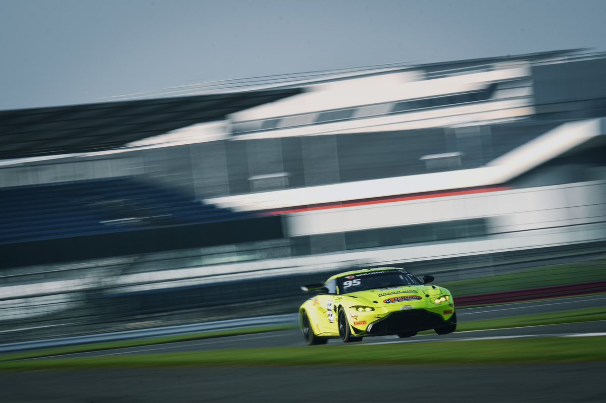 Aston Martin Racing tweet media