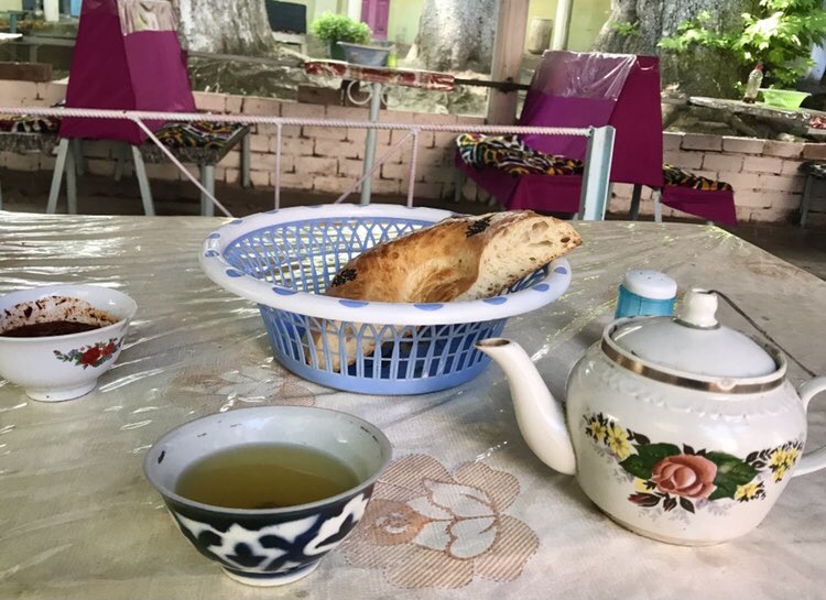 isadesisto's tweet photo. My Uzbek non bread didn’t turn out quite like what I tried while traveling in Central Asia in 2018... First time was not the charm! Maybe not bad for a student in lockdown who’s never made bread before? #GCBO😬🤦🏽‍♀️ @edentravels  @UZAmbassador https://t.co/1jOMIKE2CB
