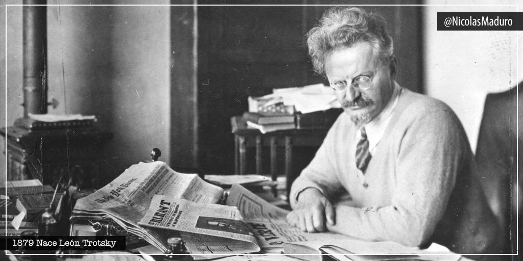 NicolasMaduro's tweet photo. Conmemoramos 141 años del natalicio de León Trotsky, pensador y teórico que marcó la historia mundial. Un revolucionario; defendió el concepto del nuevo modelo político y social de igualdad del pueblo ruso. En las luchas de la clase obrera están presentes sus invaluables aportes. https://t.co/oQn19RbxuH