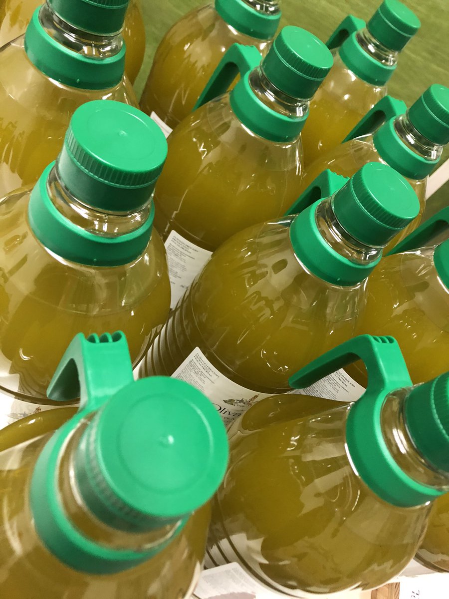 En marcha campaña 2020/21, primera semana pasada, la lluvia nos hace parar pero ya tenemos el primer #AOVE #Olivadella #Sinfiltrar #olidelraig #aceiteenrama