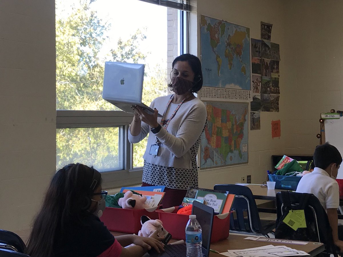 SGES_Dragons's tweet photo. Our teachers are heroes!  They are providing the best education for every scholar. #sgestrong @CMS_Advanced @CharMeckSchools @CMSK5Academics https://t.co/c9oiDakG83