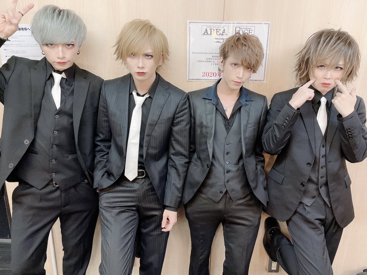 LEZARD_staff's tweet photo. LEZARD LAST ONEMAN TOUR
セミファイナル公演9本目、池袋EDGE終了！
ご来場頂きましたDAPPYの皆様ありがとうございました！ https://t.co/KMshLVgHwG