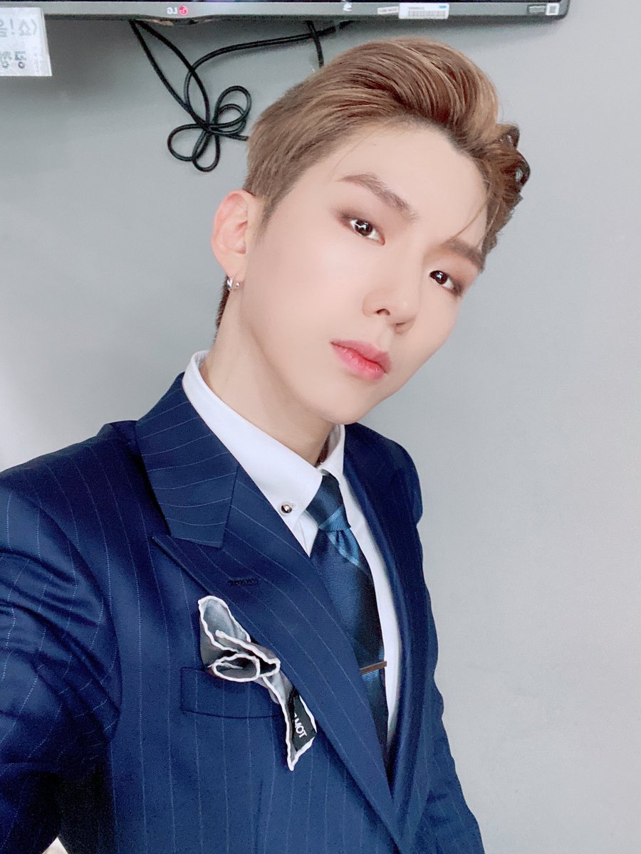 OfficialMONSTAX's tweet photo. 몬베베 음악중심 잘봤나요?!
러브킬라랑 비스트모드 둘다 봐주세여!! #기현 https://t.co/z2LaMq37Za