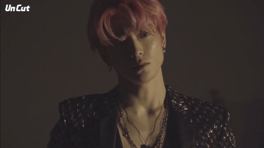 jaehyunbom__'s tweet photo. jaehyun                        

past ver. 🔥                future ver. 👶🏻 https://t.co/ErqXCwMzJk