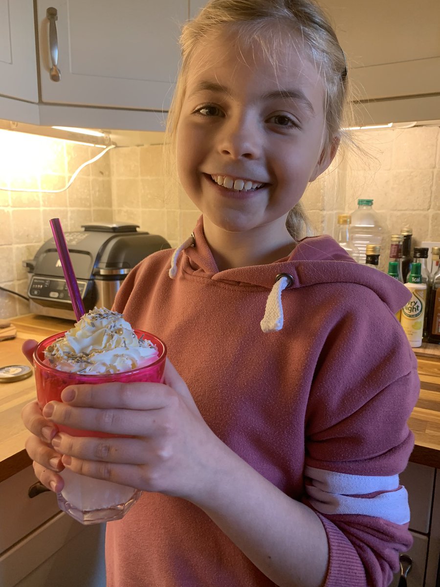 InnVisionLtd's tweet photo. @Sibealpounder Zoe again! This is me with my Clutterbucks cocktail. https://t.co/wYhHm4ZCIN