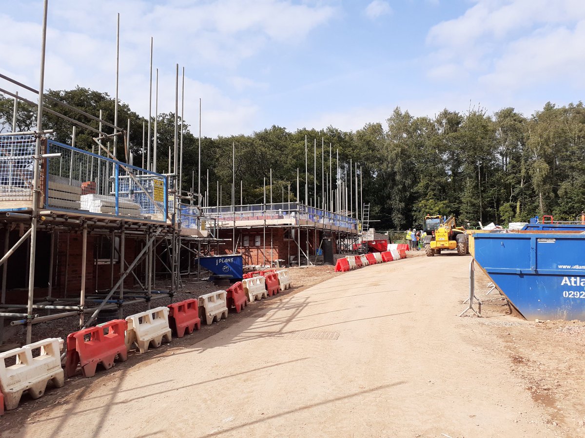WaterstoneUK's tweet photo. Only two plots remaining at this beautiful Rudry Road setting. Work is progressing well and on target to create this exclusive development #rudrygrange. Call 07810 184894 for information on the last two remaining 🏡 https://t.co/OrxbjyhpSP