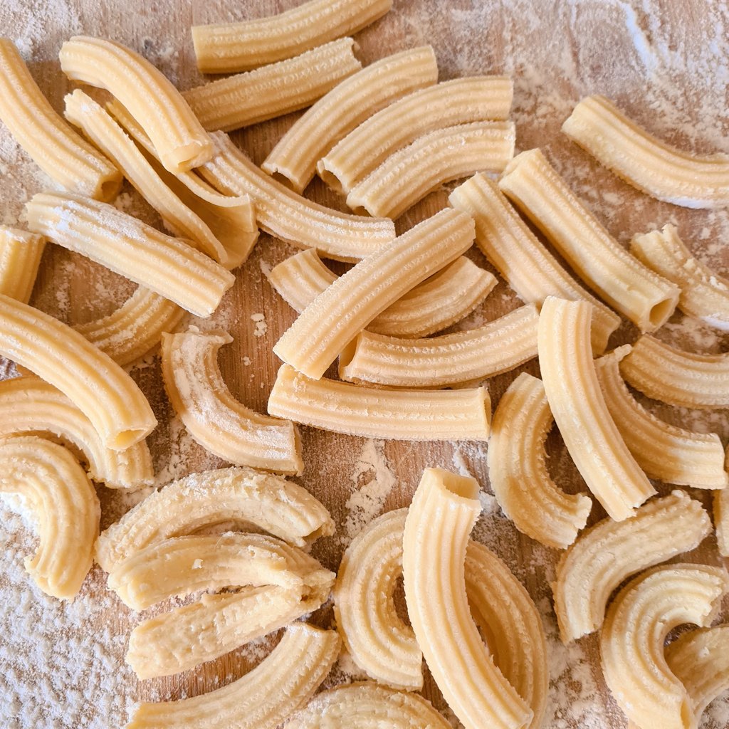 Boozy_Foodie's tweet photo. #mypastadream homemade pasta 😍
@PhilipsSAfrica @le_bon_sauvage_
#saturdayshenanigans #pasta
#inourkitchen #pastalover #gimmecarbs #pastapasta https://t.co/nozDGZbOYh