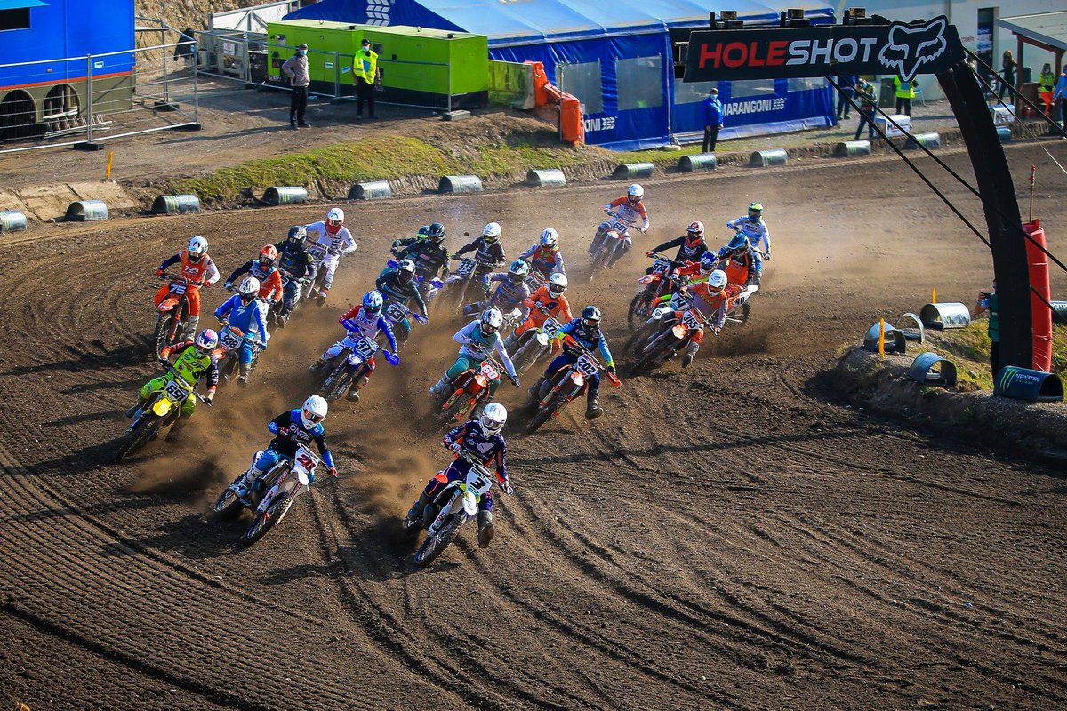 LiveMXOnline's tweet photo. Get the first moto results from the final round of the EMX Open and EMX2T Championships here with Live Motocross...

https://t.co/kDjfumOV7E

#emx #emxopen #emx2t #mx #motocross #mxgp #dirtbikes #promotocross #livemotocross https://t.co/Cfit9uG08e