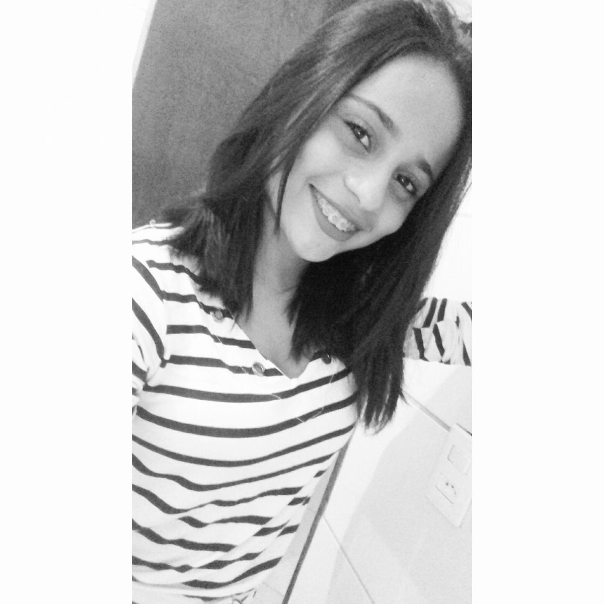 DayseAndrade10's tweet photo. O quanto voce mudou em 3 anos? 

 Nadinha ? Kkkkk https://t.co/iFjXmKKzOB