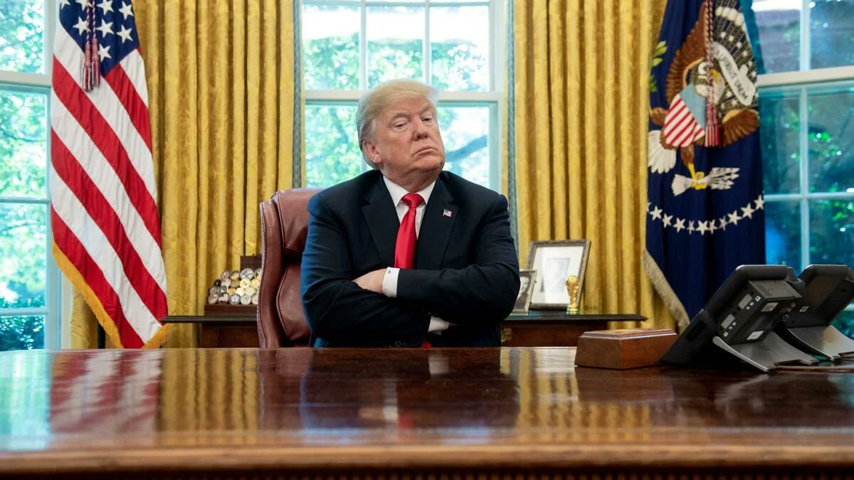 _cypherpunks_'s tweet photo. 45 preparing his concession speech. https://t.co/Wh8v0Xukiz