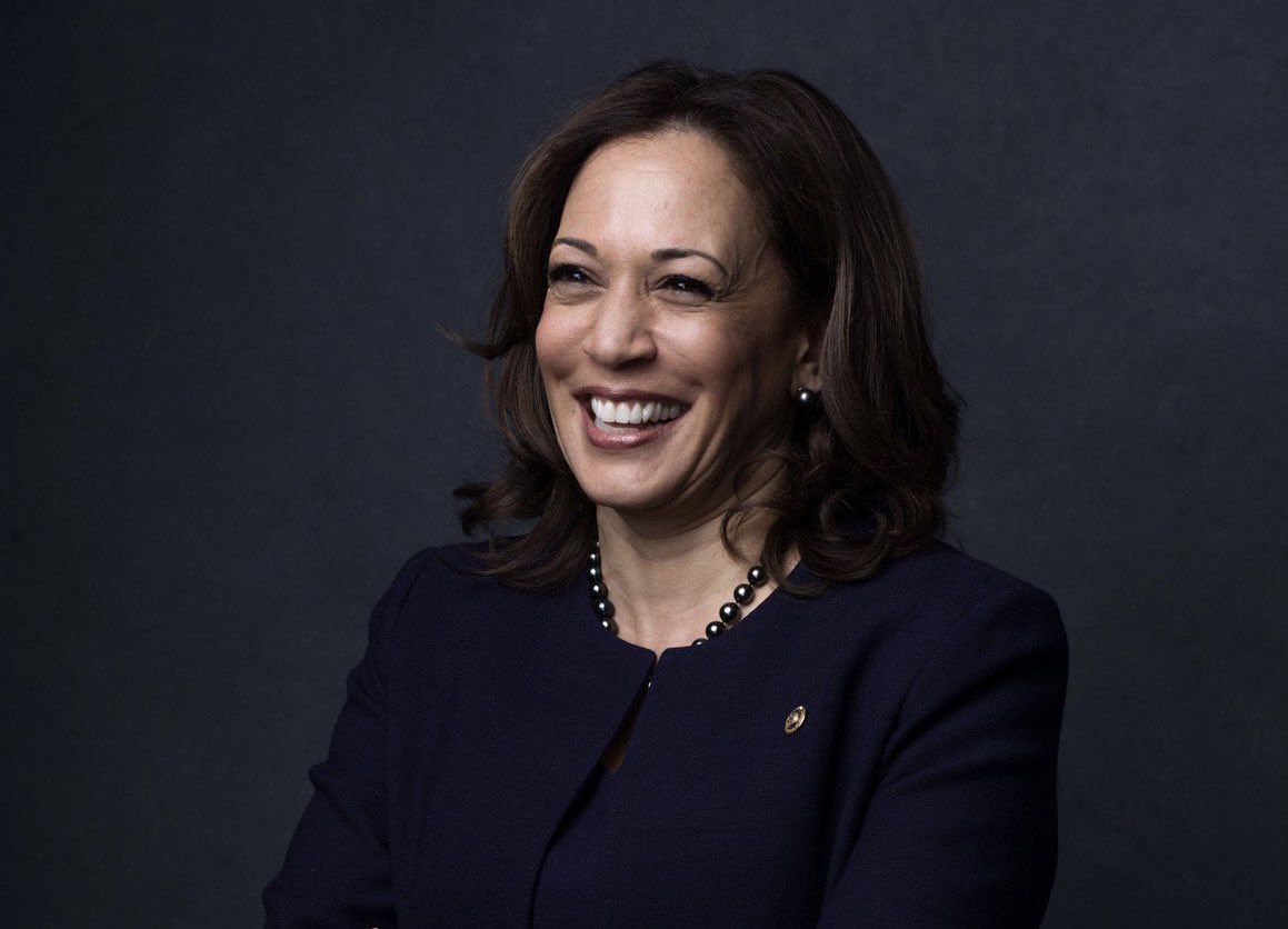 TerryReintke's tweet photo. And most importantly:

The first woman in history becoming Vice-President of the US. And even more: As a woman of colour.

@KamalaHarris, you are such an inspiration. 

YOU GO ❤️💙🤍

#Elections2020 https://t.co/UTKTWsjz43