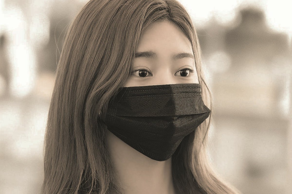 percuma menjadi dering untuk 
seseorang yang hanya menyukai hening. 

@ annethta