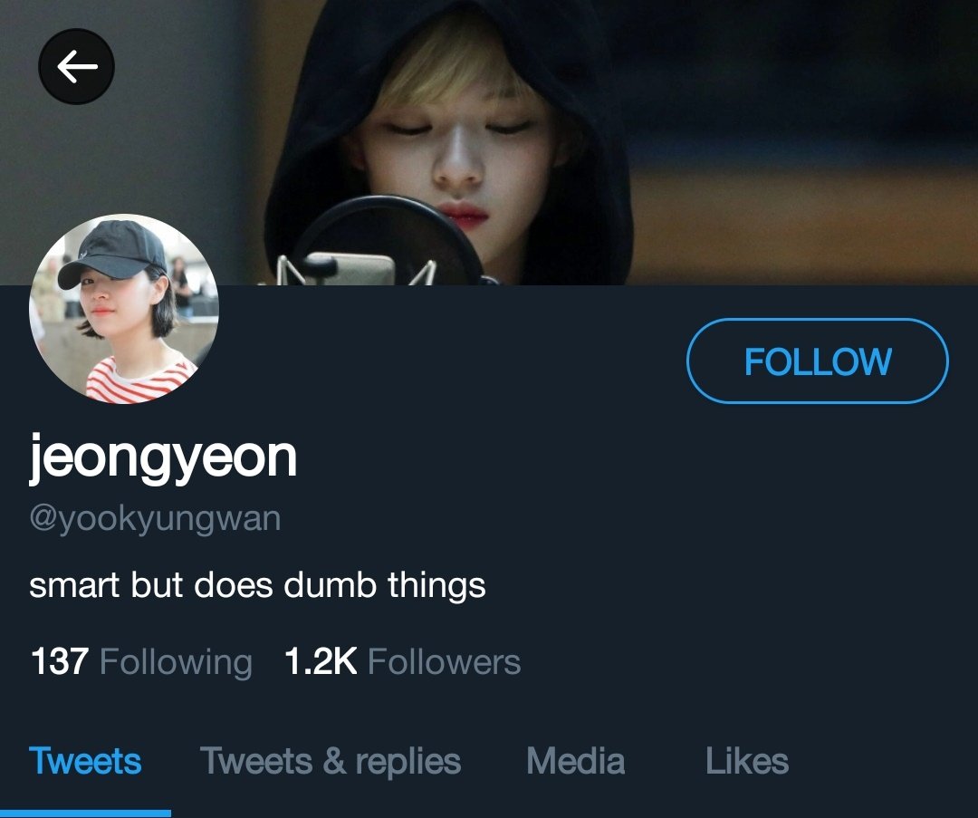 CHARACTERS :Jeongyeon—News writer that works for SoompiShe is too kindA fan of NAYEONNayeon—Model from TWC EntertainmentShe doesn't want to hideShe loves attention