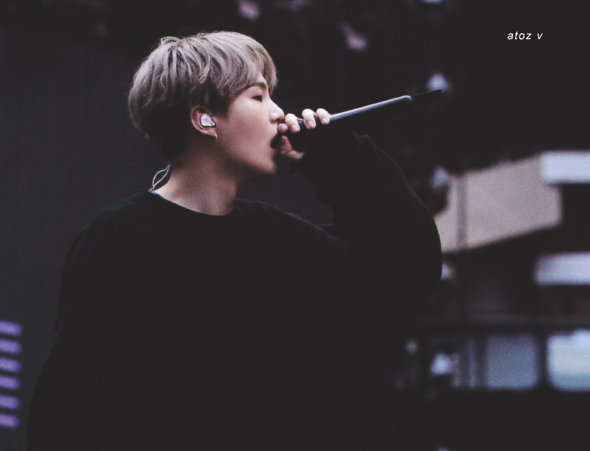 atozv_scan's tweet photo. ［scan］SPEAK YOURSELF LONDON

PHOTOBOOK
#방탄소년단 #BTS @BTS_twt https://t.co/AVntM6Db0o
