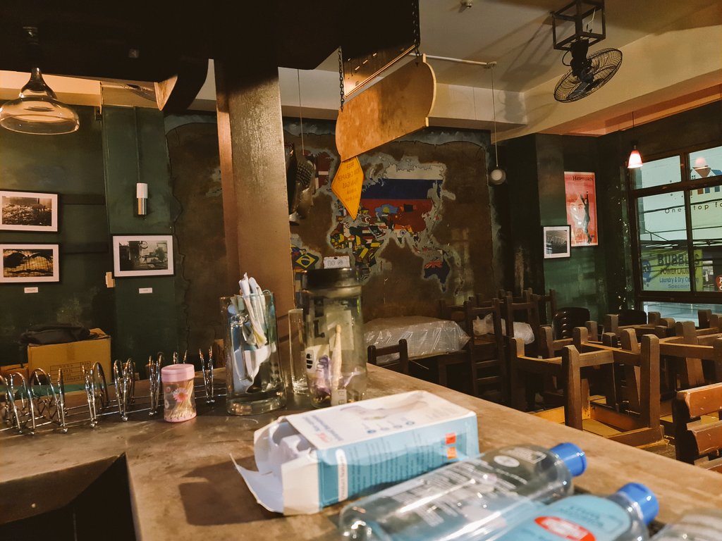 jacquesLB's tweet photo. Miss nyo na ba? Miss na din namin kayo! 👌🍻🍺 #JacquesLB #WhatsYourStory #BawiSessionSoon https://t.co/NZUABKOApD