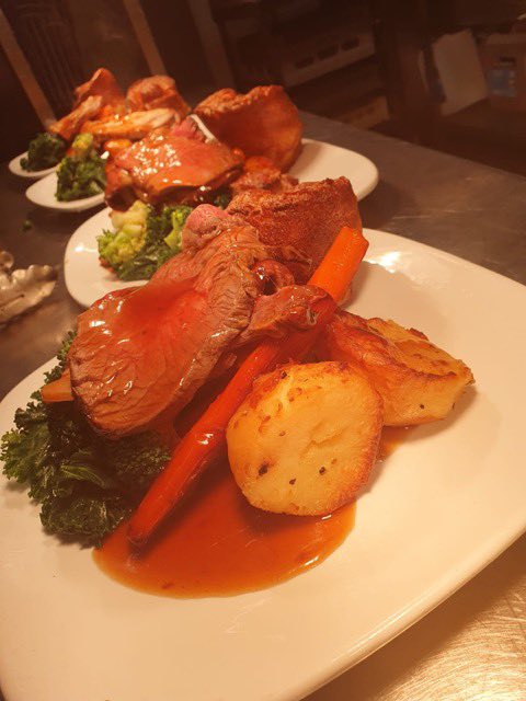 Pre order your Sunday Roast!, orders taken today &amp; tomorrow!🙌🏻
Call 01277 622842