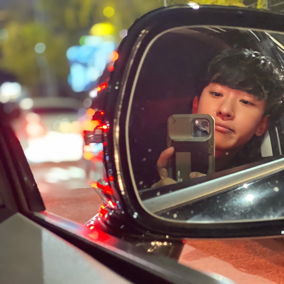 5udexx's tweet photo. 11월 된지 7일밖에 안 됐는데 유튜부부터 인수타까지 . . . 아우ㅜ조아 https://t.co/cWzxg5qt8U