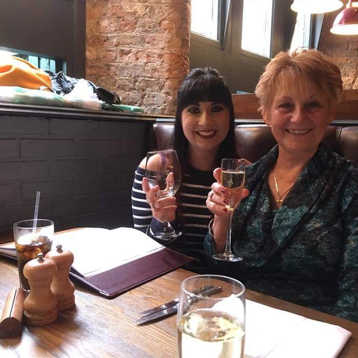 ChloeAnnAhern's tweet photo. #FabulousMemories π #Friendship π₯° #AllAroundTheWorld π #MemoriesToTreasure π #VirtualCatchUp π» #ThisYearIsDifferent π©βπ»π¨π©βπ» #FarAwayButAlwaysClose π©βπ»π
@FildesC @Shelley70 @ElaineEshriever @Jennyj108 #Robyn https://t.co/jT725LP2KQ